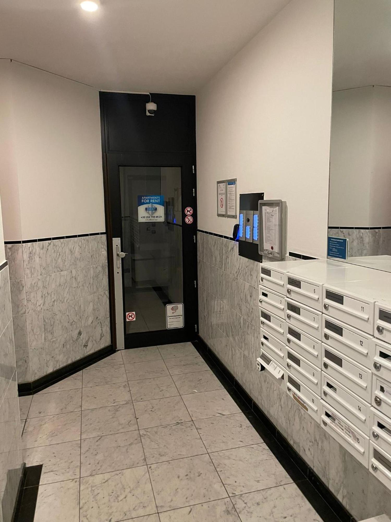One Bedroom Fully Equipped Apartment With Terrace 브뤼셀 외부 사진